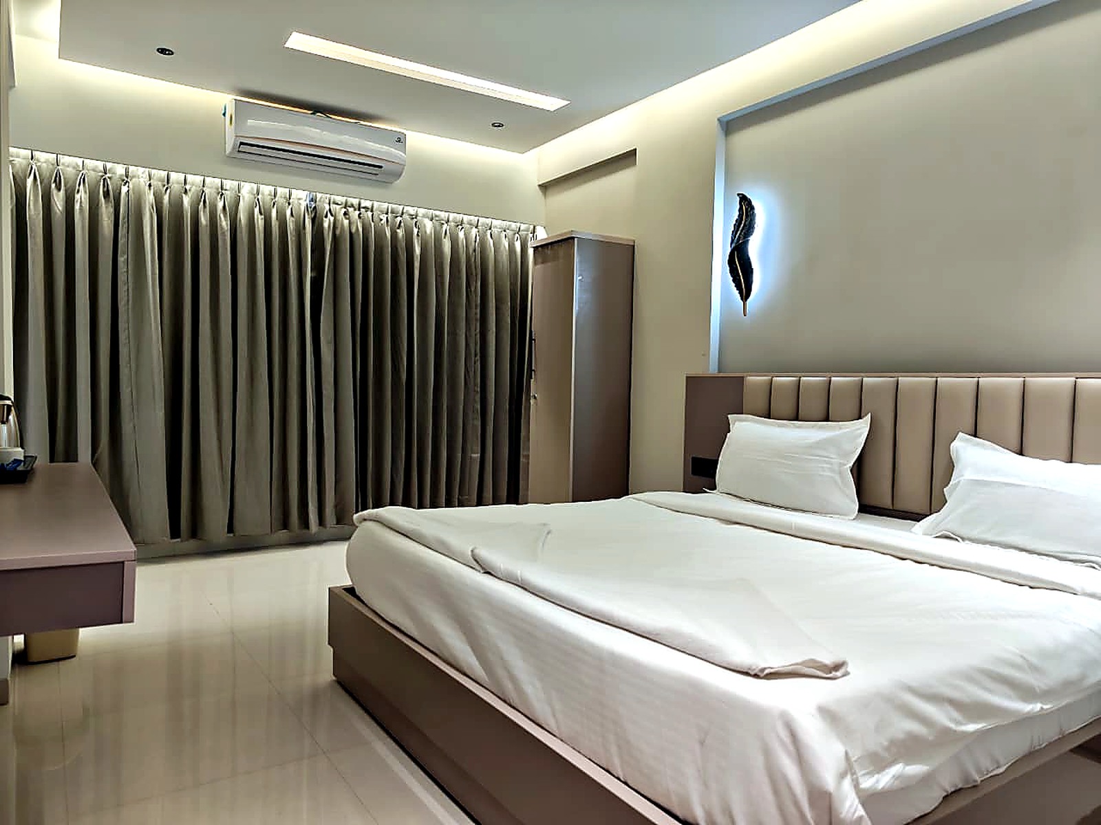 Hotel corridor and lift access
