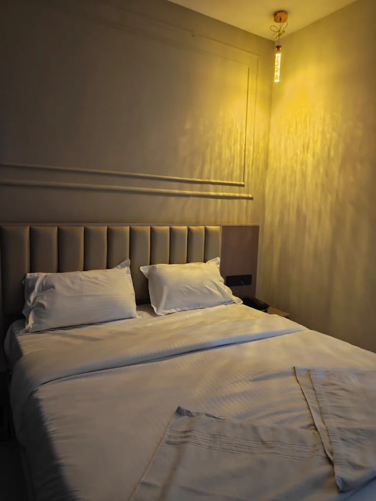 Hotel Gokul Inn warm room lighting